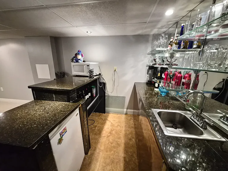 1809 Red Clover Dr — Photo 42
