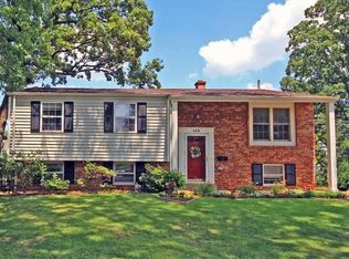149 Huntleigh Forest Dr, Saint Louis, MO