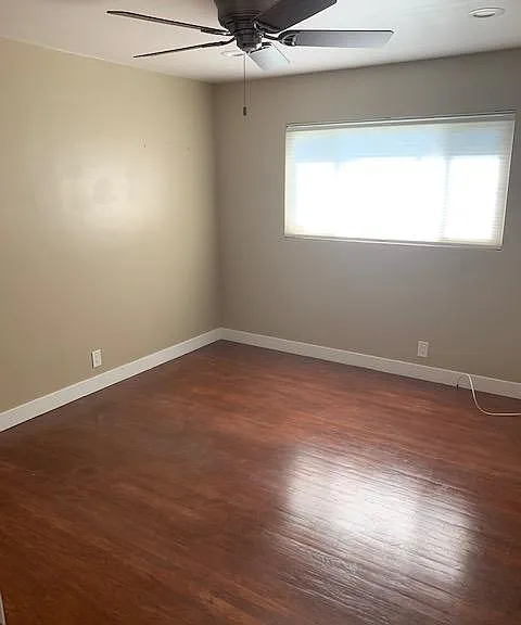 11602 Garden Dr — Photo 17