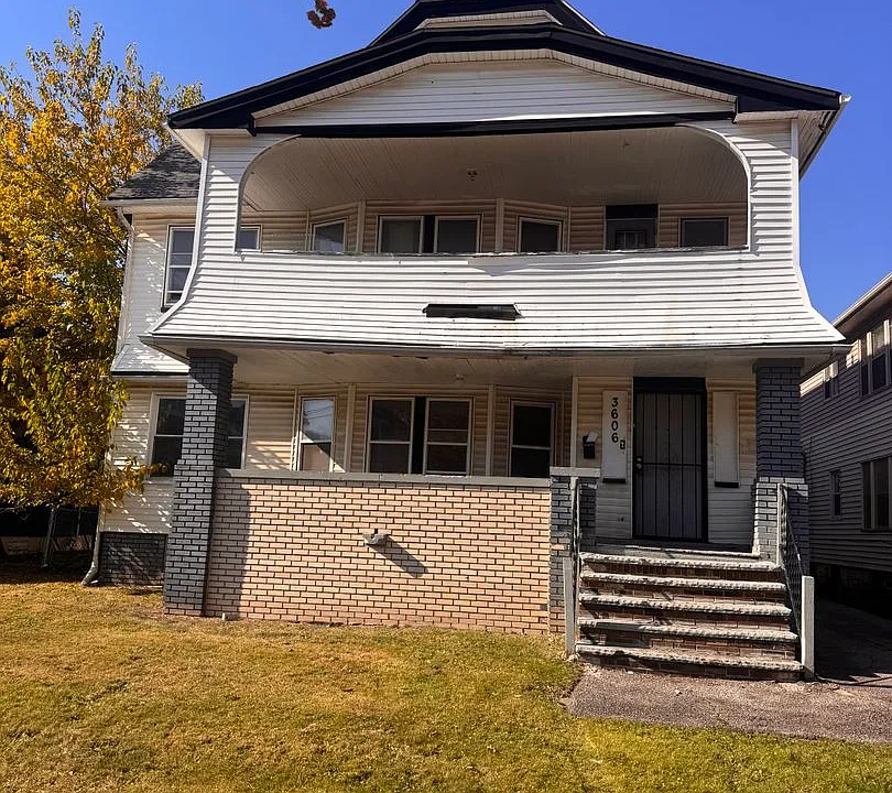 3606 E St #146THST