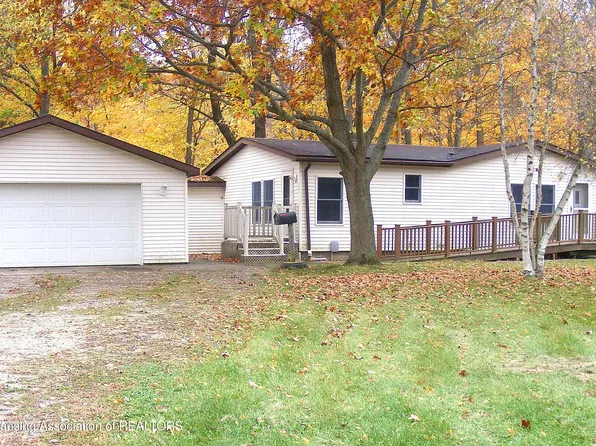 11190 Kinneville Rd, Eaton Rapids, MI 48827