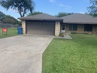 111 Saluria Pl — Photo 1