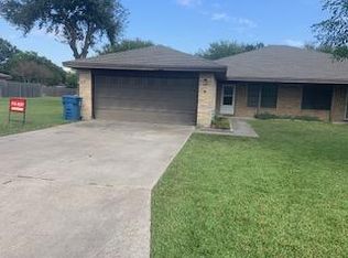 111 Saluria Pl, Port Lavaca, TX 77979