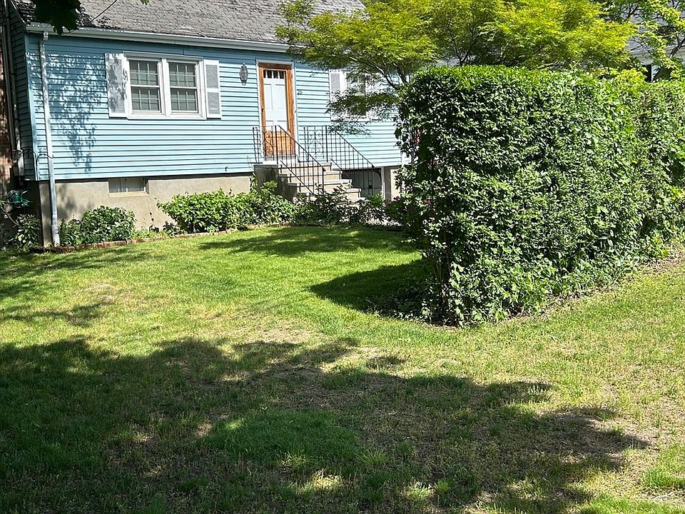 1st image of 26 Pearl St