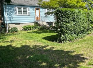 26 Pearl St, Lexington, MA 02420