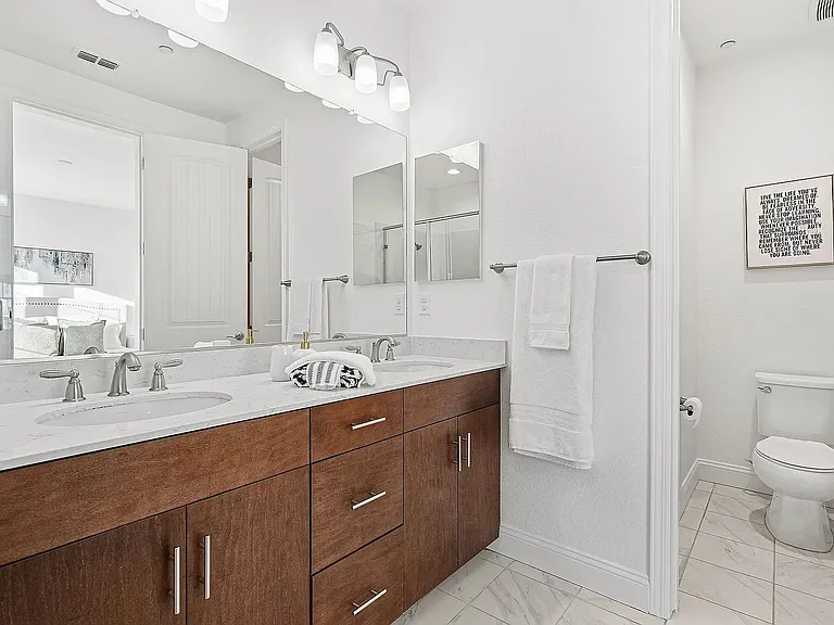 39861 Pelton Ter — Photo 16