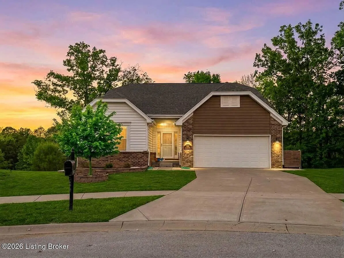 5 bed, 4.0 bath, 3850 sqft, $3,600 — Photo 1