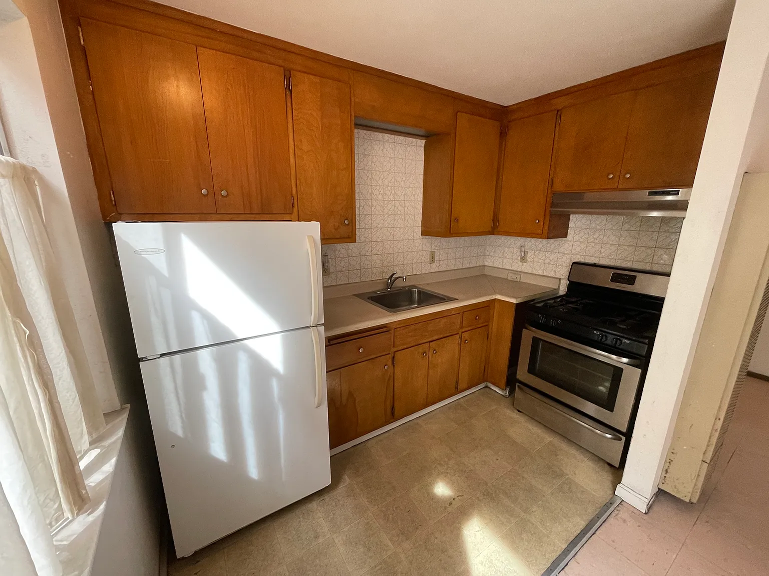 2 bed, $2,300 — Photo 4