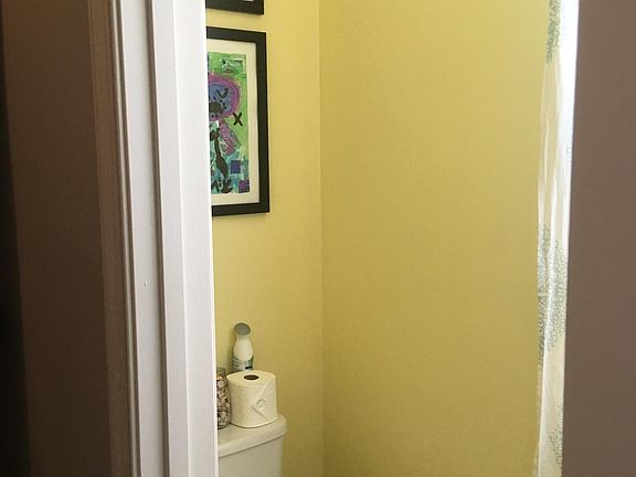 5th image of 8422 Meadowlark Ln