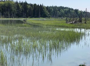 265 N Haven Rd, Vinalhaven, ME 04863