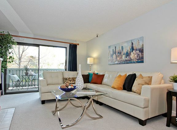 2nd image of 400 Ortega Ave APT 123