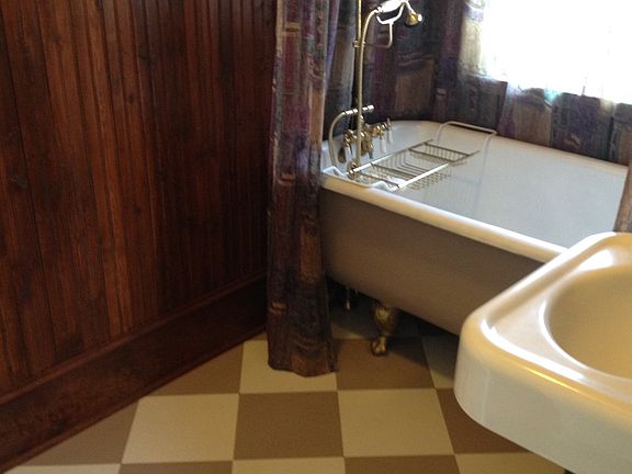 2nd image of 724 Saint Louis St