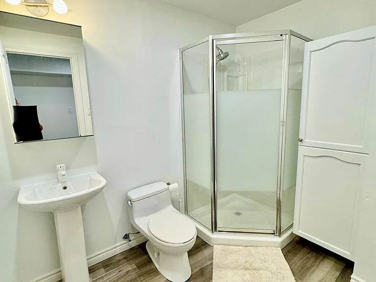375 Wilfred Murison Ave #BASEMENT — Photo 23