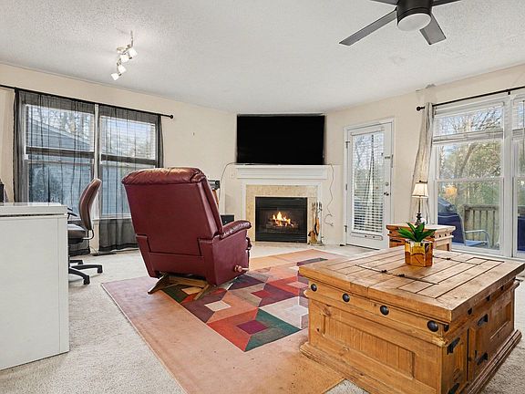 5th image of 1502 Oakland Hills Way