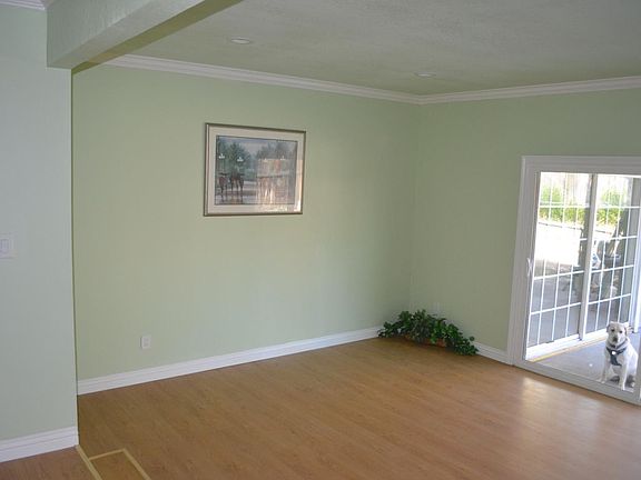 5th image of 393 Bangor Ave