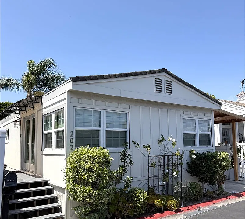 202 Tremont Dr
