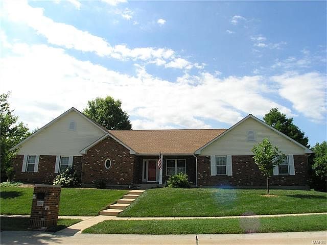 1st image of 132 Staehle Ct