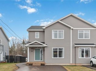 48 Brooklyn St, Moncton, NB E1A7E8