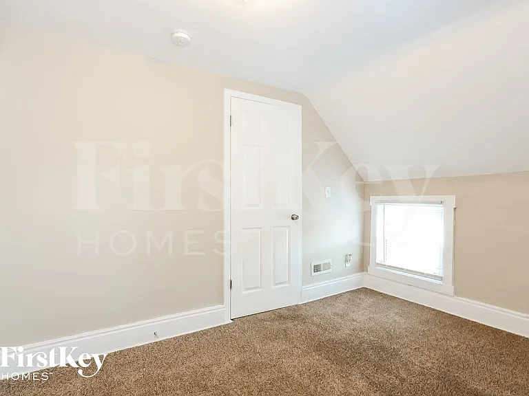 2901 Ezekiel Ave — Photo 11