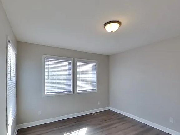 3rd image of 8830 Aspen Cir