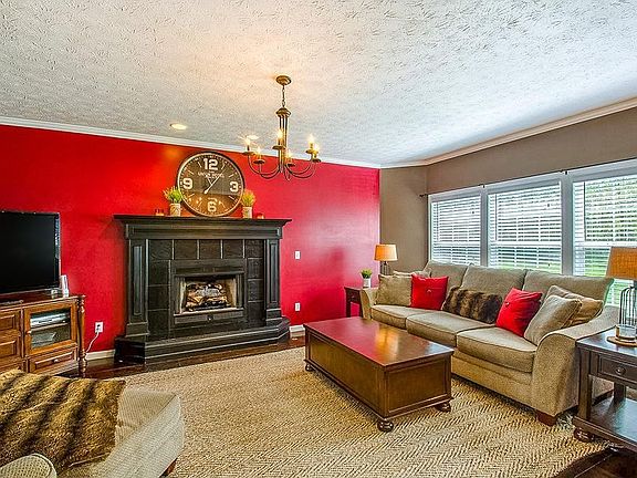 4th image of 1244 Willow Bend Dr