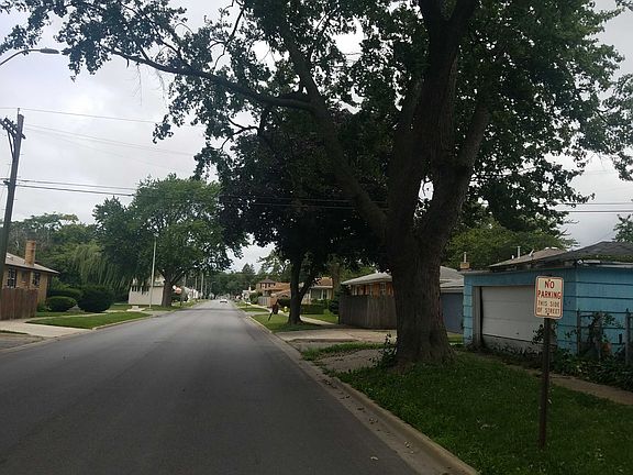 5th image of 12358 S Peoria St