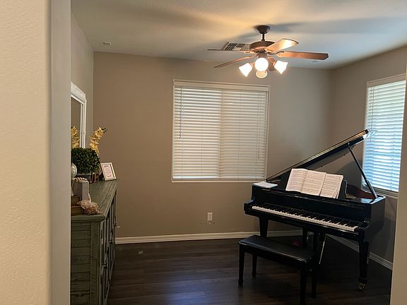 4th image of 30162 N 71st Ave