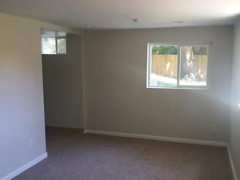 2600 Upham St — Photo 7
