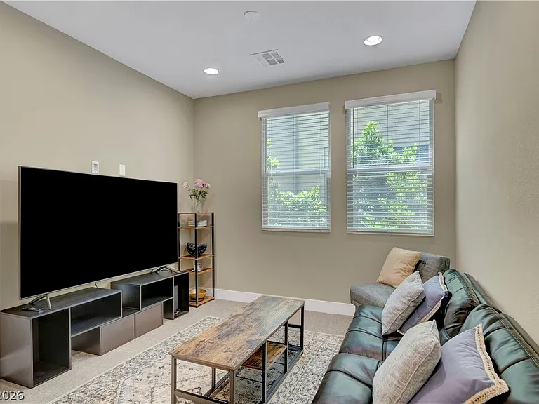 11401 Gravitation Dr — Photo 15