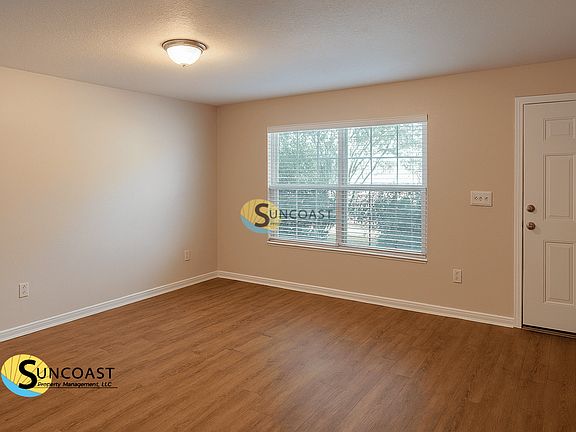 3rd image of 8400 Oden Ave