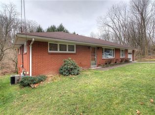 140 Chapel Rd, Aliquippa, PA 15001