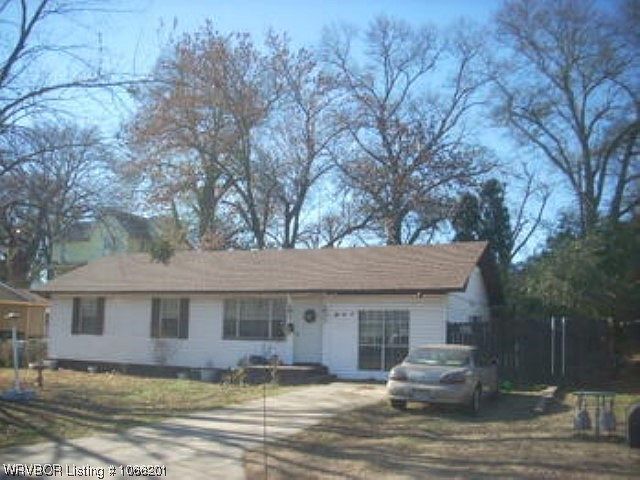 1st image of 619 N 25th St