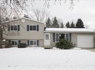 2303 Curtis Ave, Portage, MI 49024