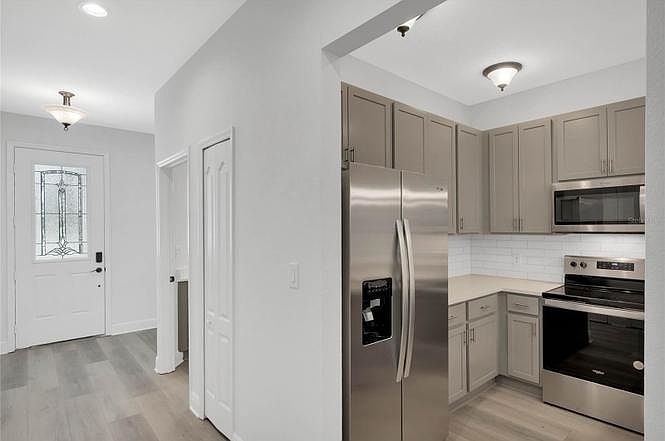 1st image of 139 Glass Onion Dr #2