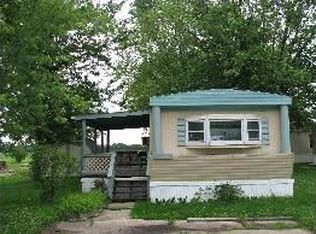 139 Lantern Dr, Gardner, IL 60424