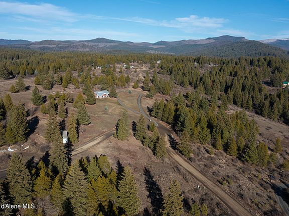 4th image of 693 Pokey Creek Rd