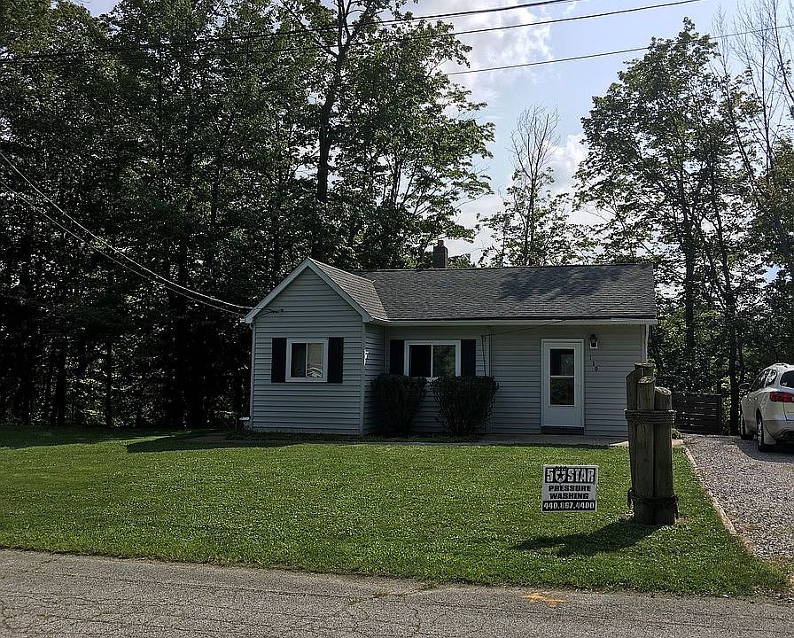 1st image of 110 Hiawatha Blvd
