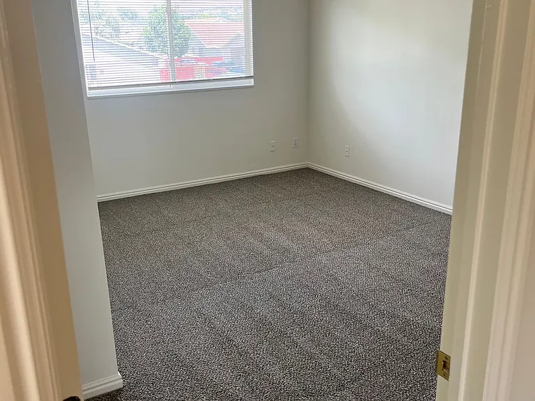 1847 W Garden Dr — Photo 9