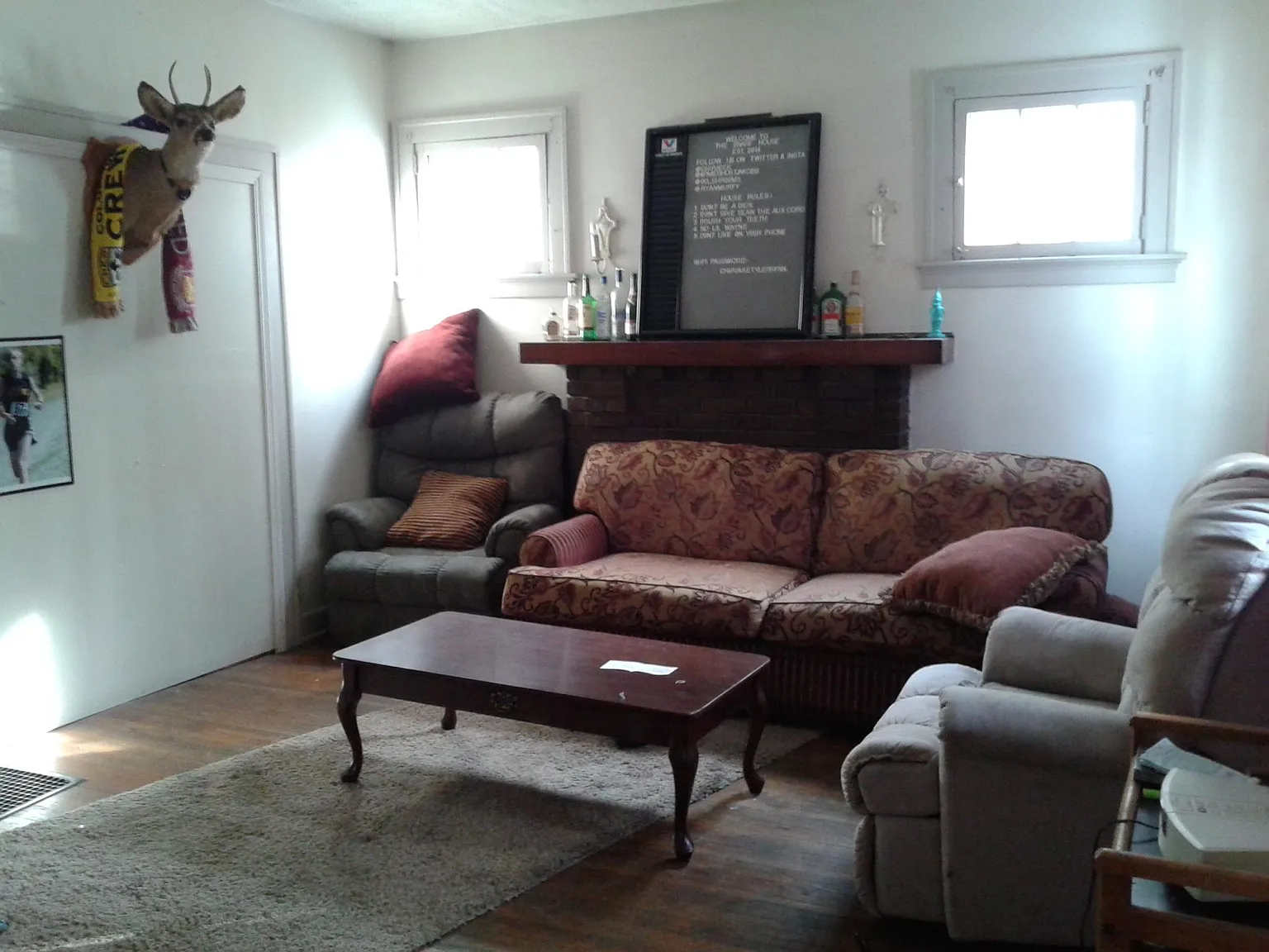 4 bed, 1242 sqft, $2,900 — Photo 2