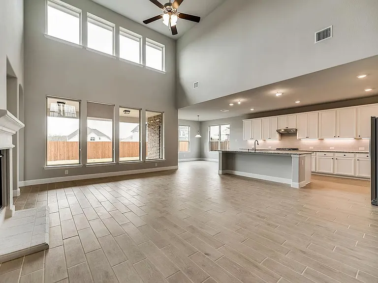 412 Winding Creek Ln — Photo 5