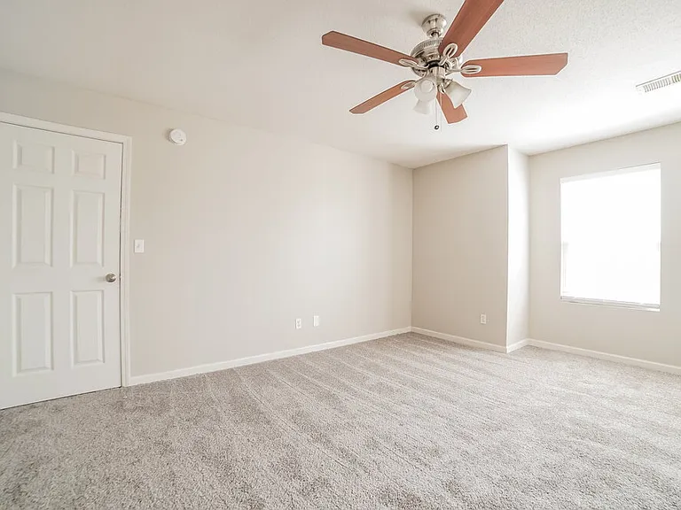 10038 Chariden Dr — Photo 9