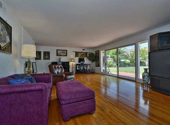 5th image of 727 Sunshine Dr