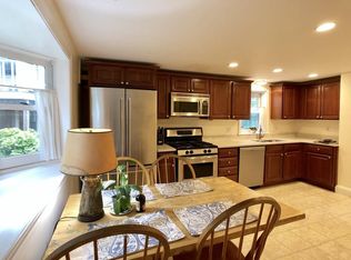 816 Centre St #1, Jamaica Plain, MA 02130
