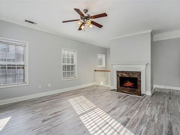 3rd image of 3481 Lockmed Dr