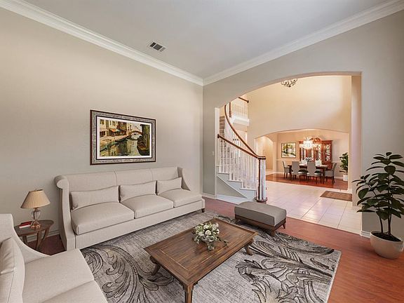 5th image of 4212 Barnsley Dr