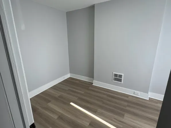 2520 E Madison St, Baltimore, MD 21205