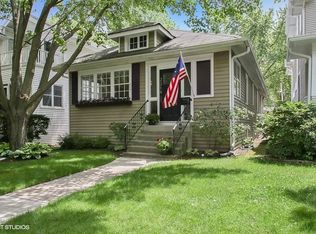 2214 Grant St, Evanston, IL 60201
