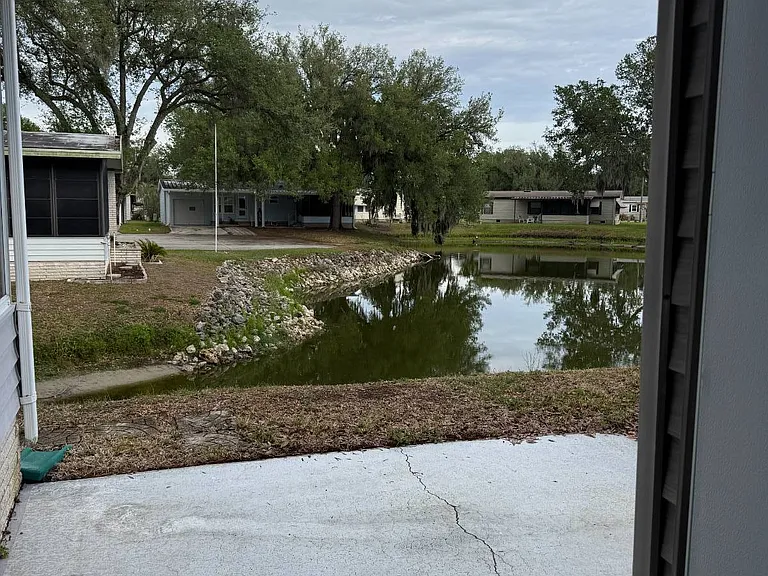 407 Whisper Oaks Dr #407 — Photo 18
