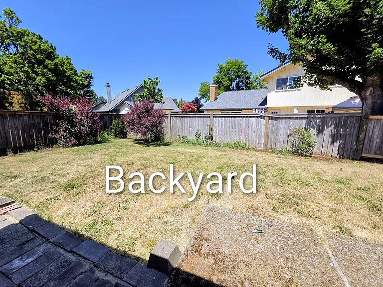 1887 Crescent Ave — Photo 26