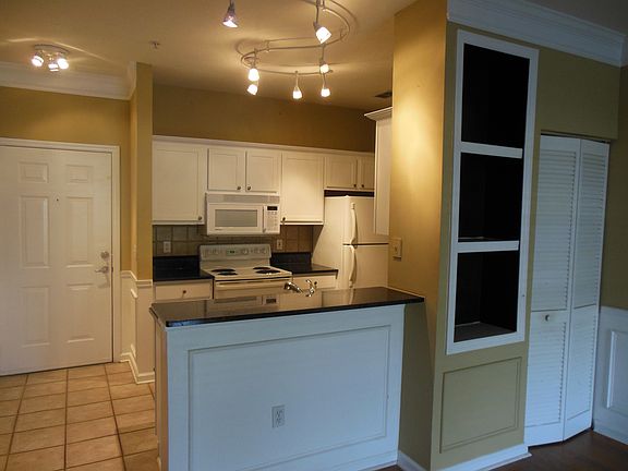 4th image of 4207 S Dale Mabry Hwy Unit 5106